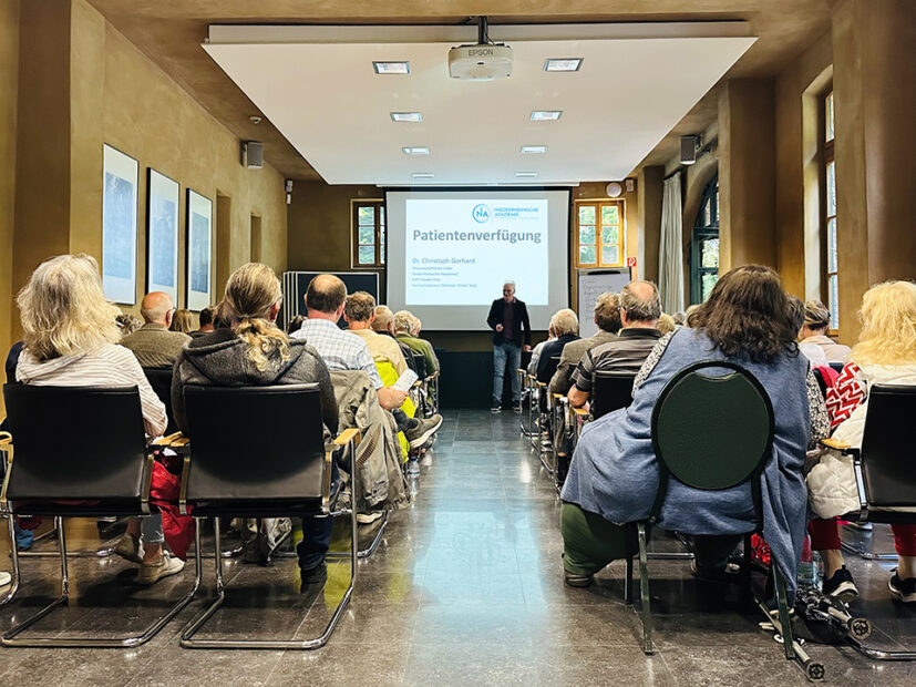 Themenabend Patientenverfügung in der Vorberg im Wasserschloss Haus Wohnung